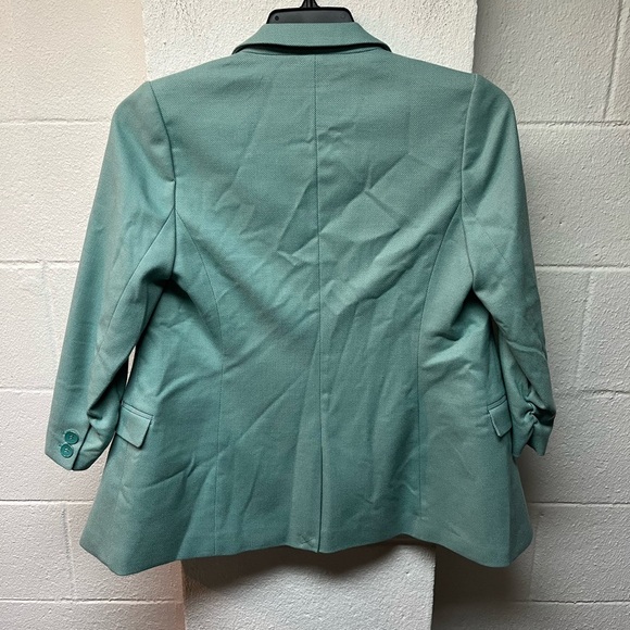 The Limited Seafoam Green Blazer. Small - Picture 4 of 4